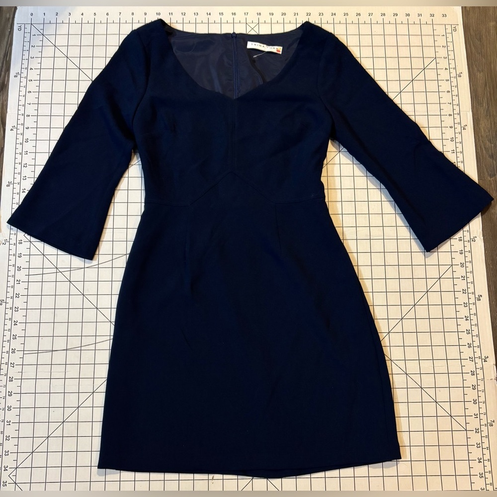 NWOT Trina Turk Women’s Medium Navy Dress